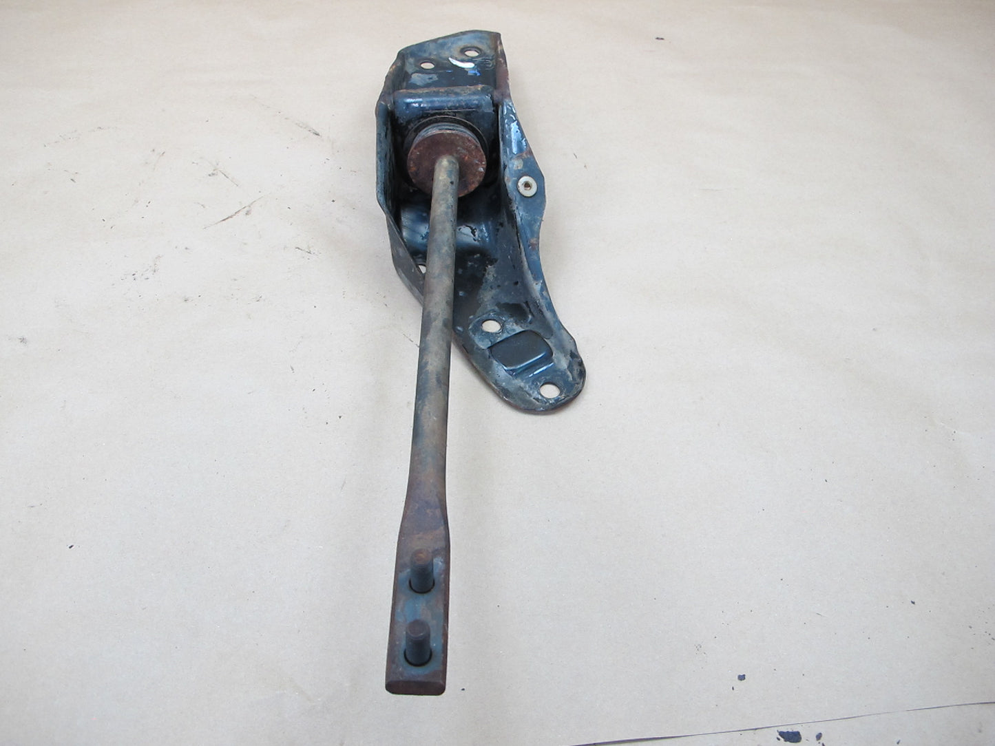 84-86 Nissan Z31 300ZX 2+0 Front Right Lower Control Arm & Torsion Bar Set OEM