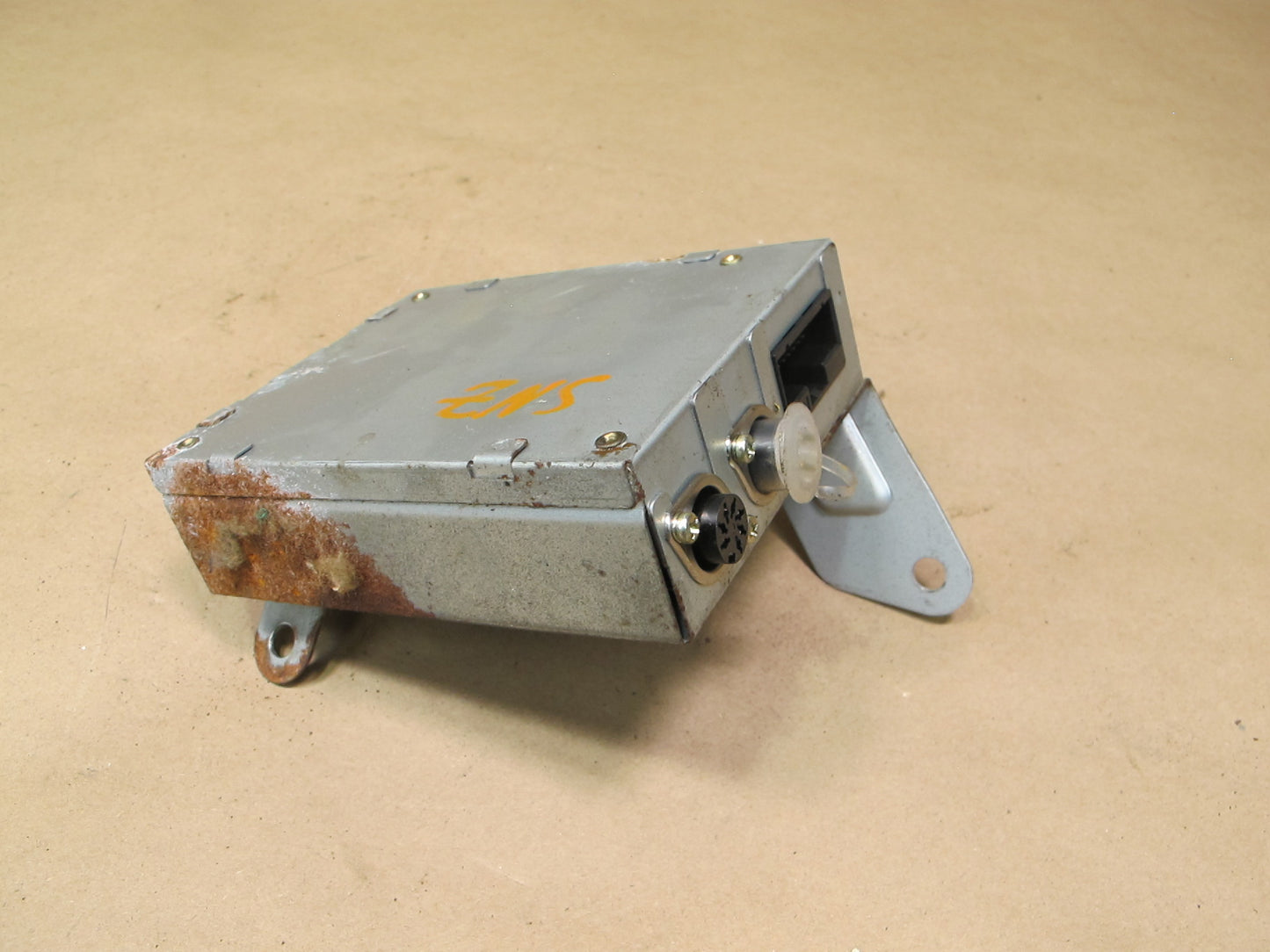 84-89 Nissan Z31 300ZX Communication Control Module Receiver 25696-01P20 OEM