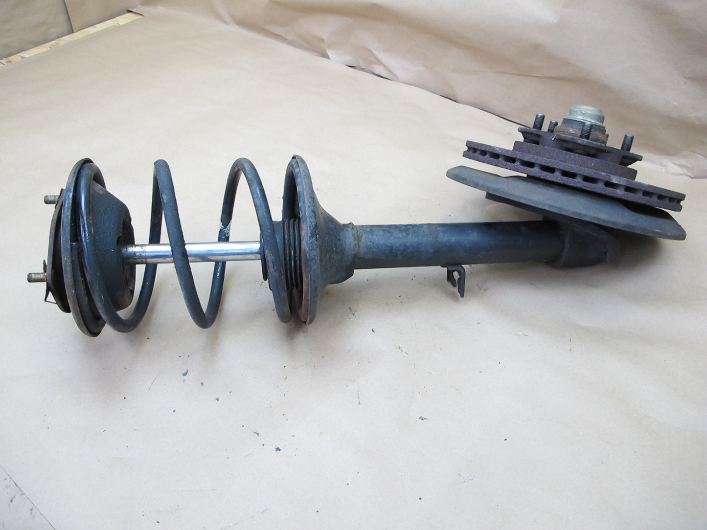 84-86 Nissan Z31 300ZX Front Right Spindle Knuckle Wheel Hub Strut Rotor OEM