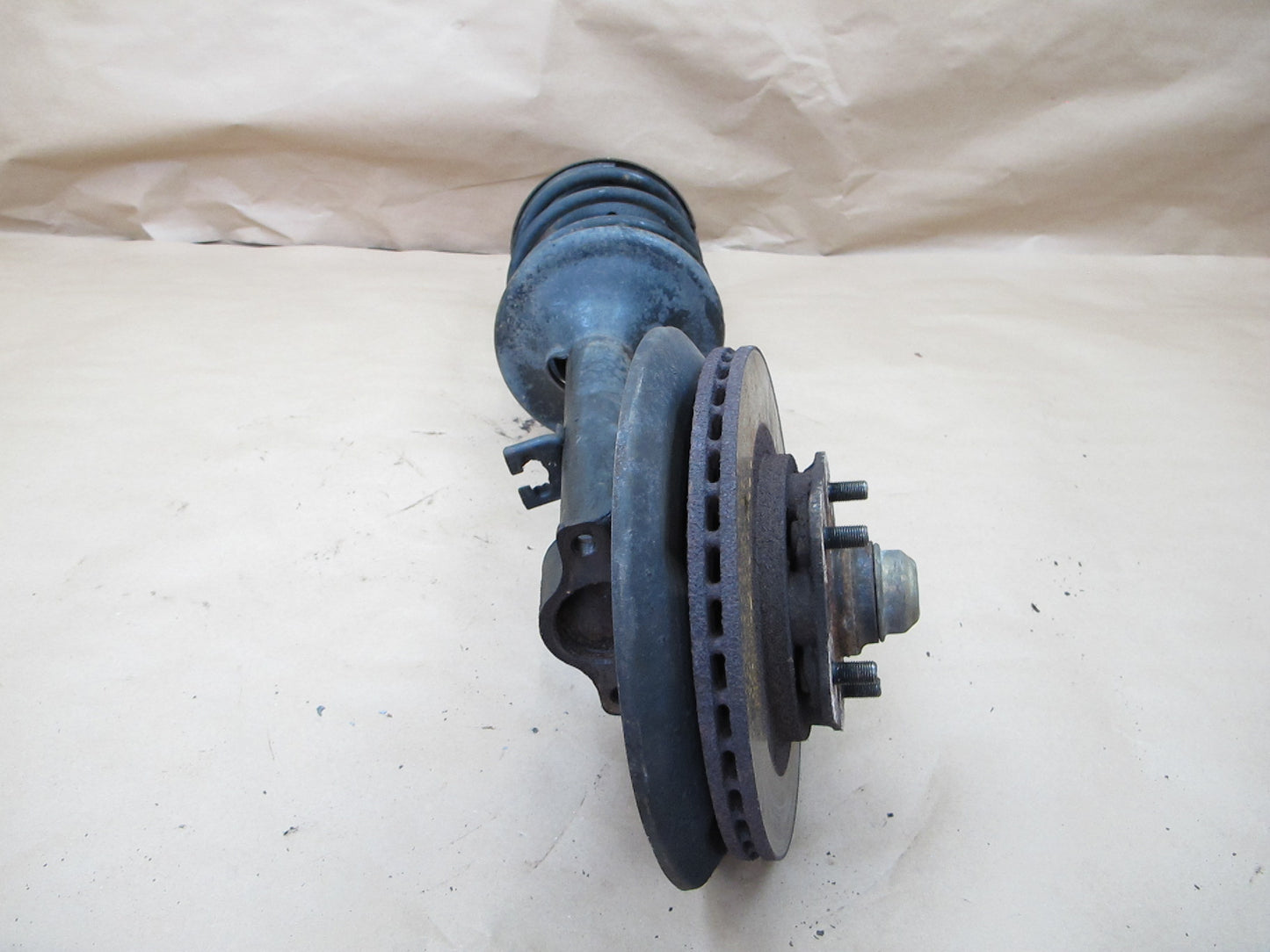 84-86 Nissan Z31 300ZX Front Right Spindle Knuckle Wheel Hub Strut Rotor OEM