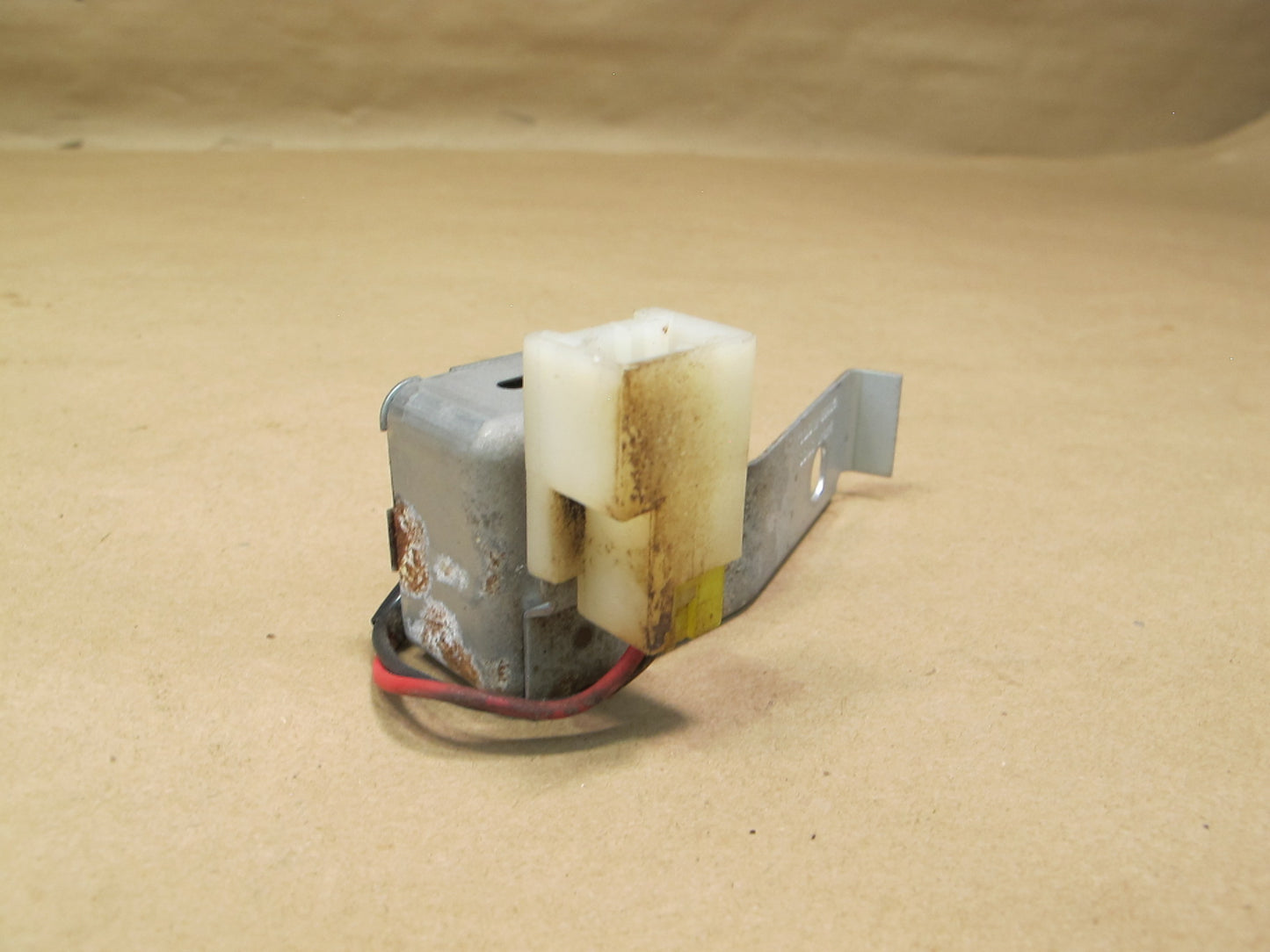 84-86 Nissan Z31 300ZX Buzzer Parking Alarm Module 24841-01P00 OEM