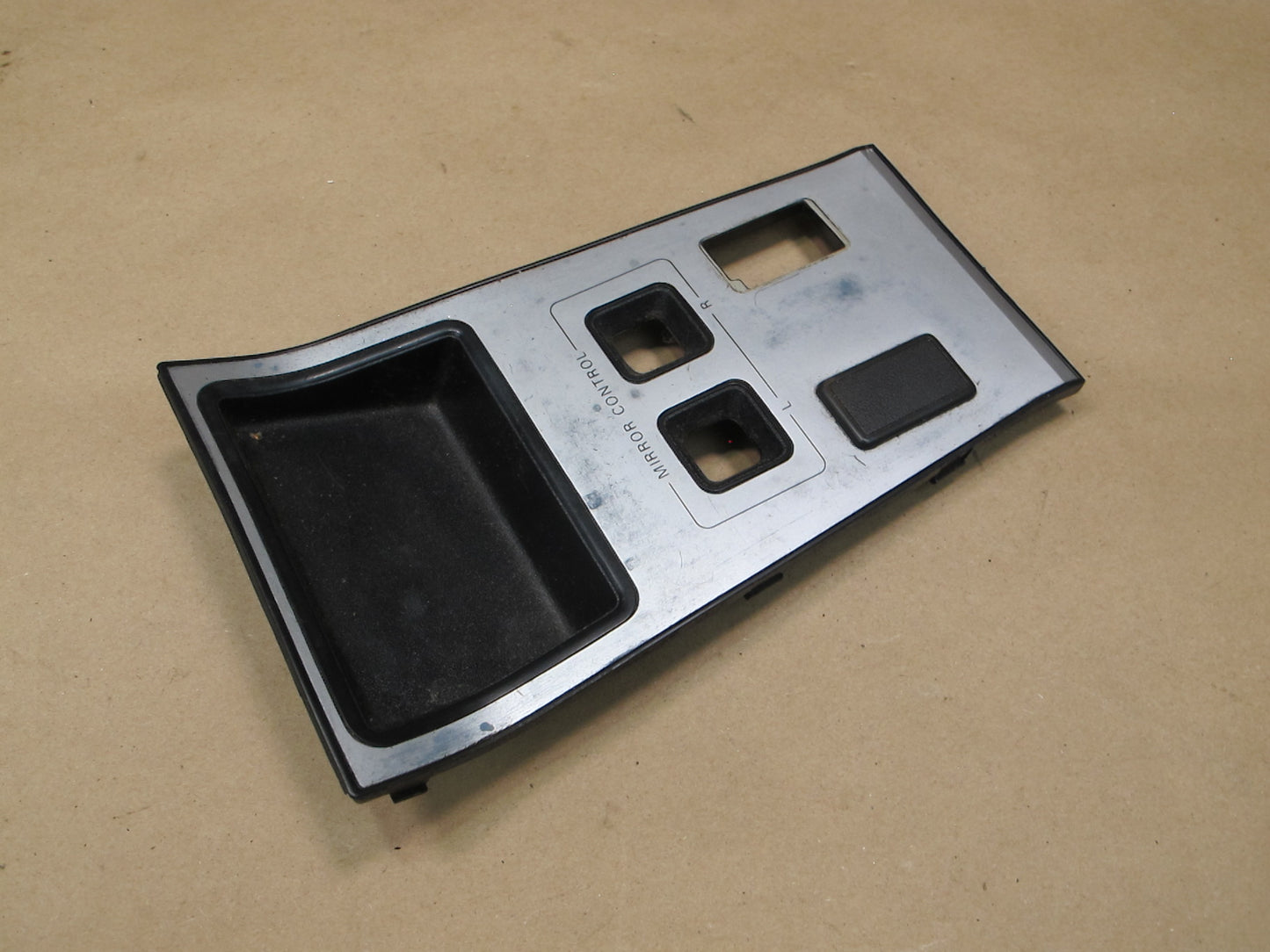 84-89 Nissan Z31 300ZX Center Console Trim Bezel Cover Panel 96932-01P00 OEM