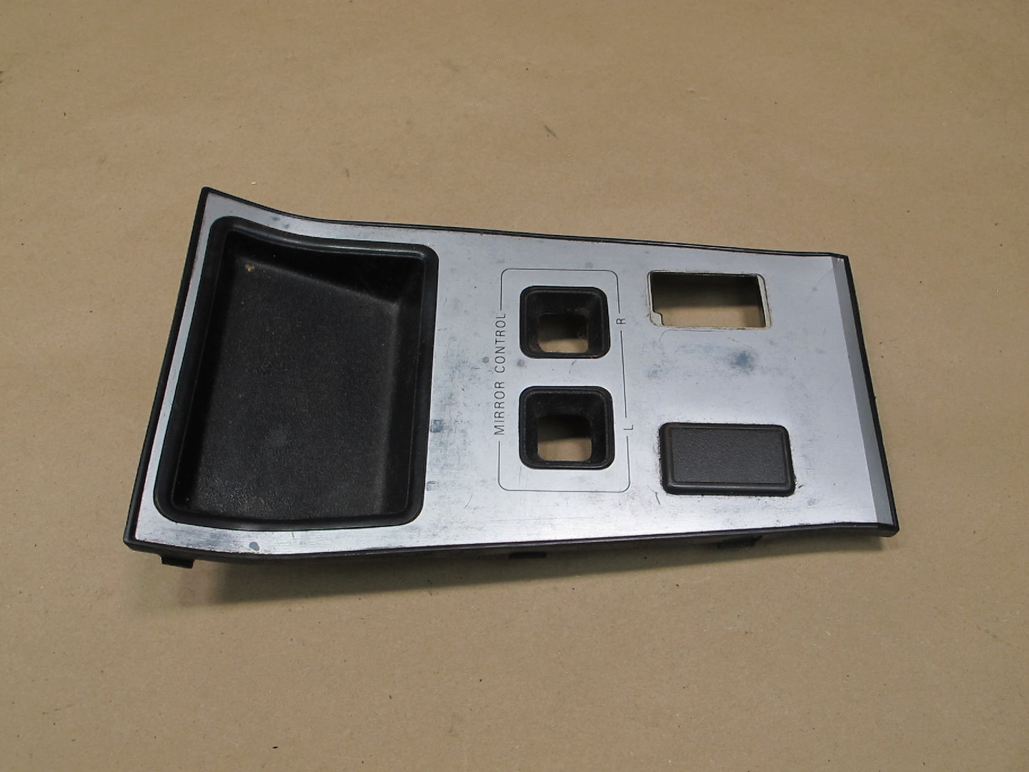 84-89 Nissan Z31 300ZX Center Console Trim Bezel Cover Panel 96932-01P00 OEM