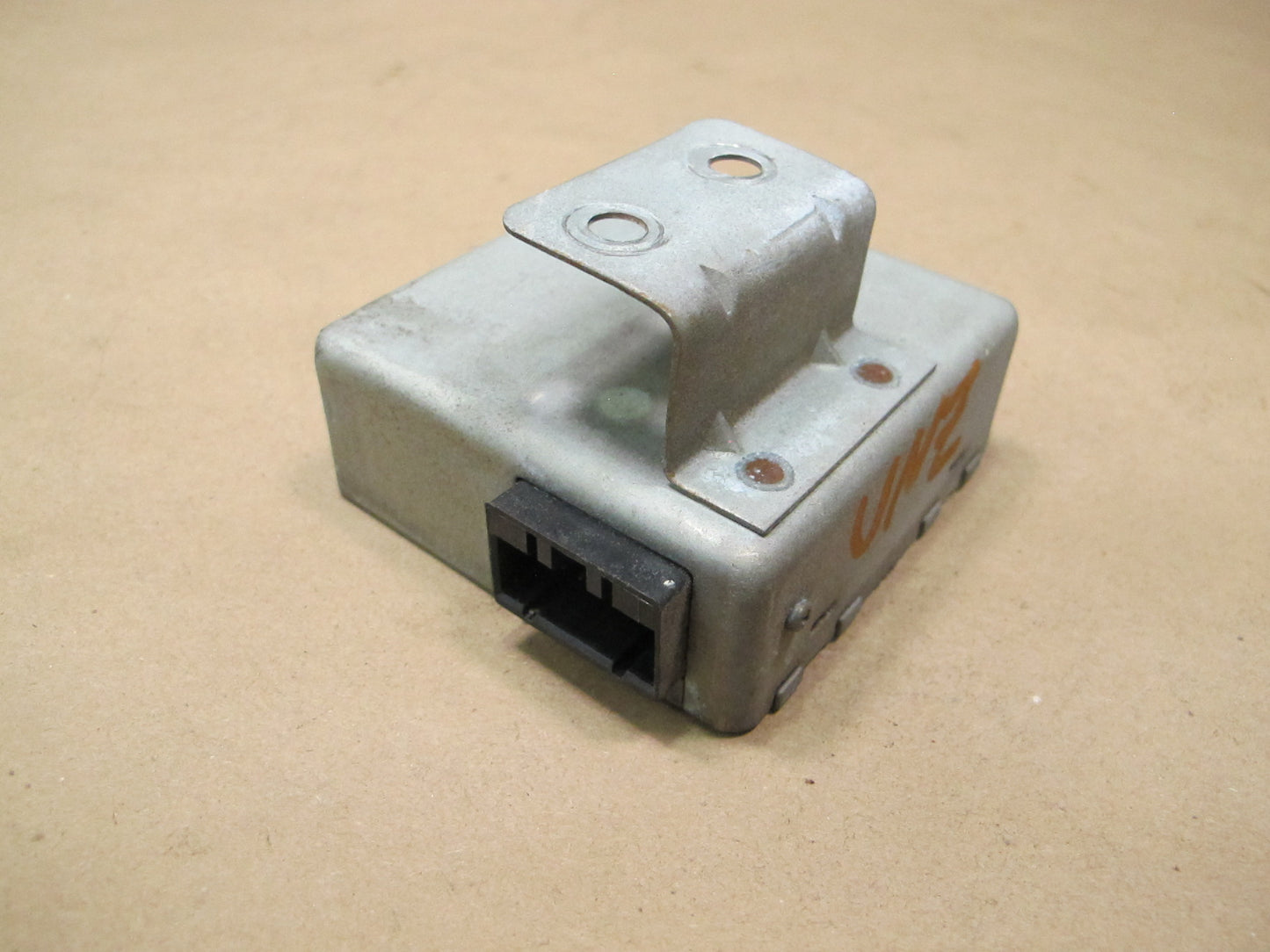 90-96 Nissan Z32 300ZX Theft Warning Control Module 28590-30P00 OEM
