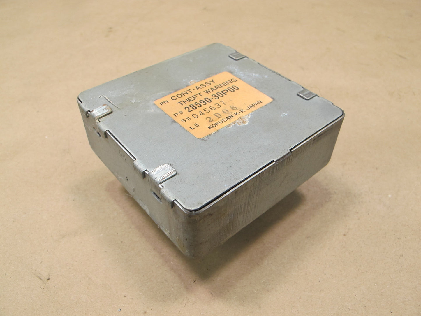 90-96 Nissan Z32 300ZX Theft Warning Control Module 28590-30P00 OEM