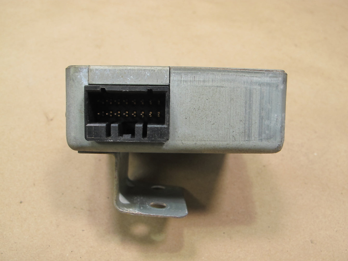 90-96 Nissan Z32 300ZX Theft Warning Control Module 28590-30P00 OEM