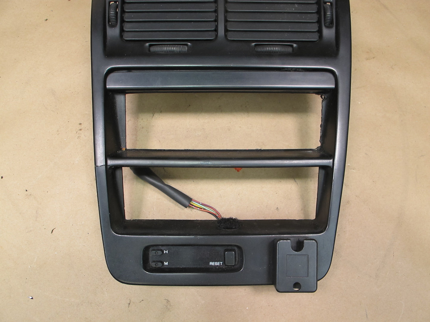 92-96 Nissan Z32 300ZX Dash Center Radio Trim Panel w Clock & Air Vent OEM