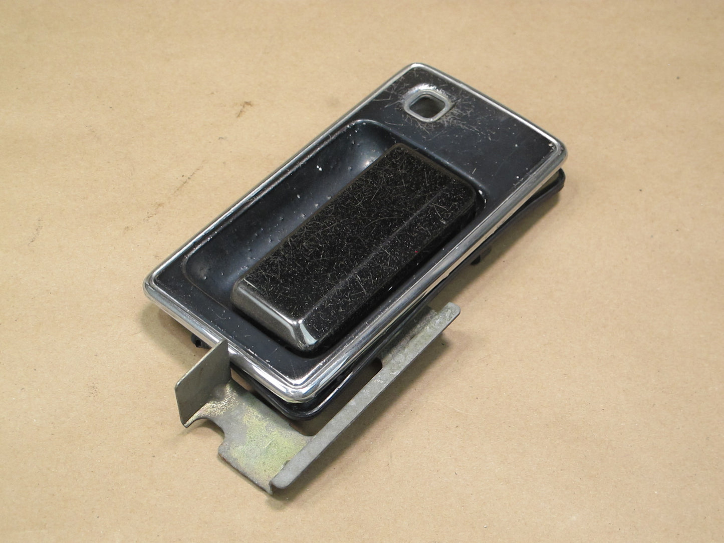 84-86 Nissan Z31 300ZX Right Passenger Door Exterior Handle OEM