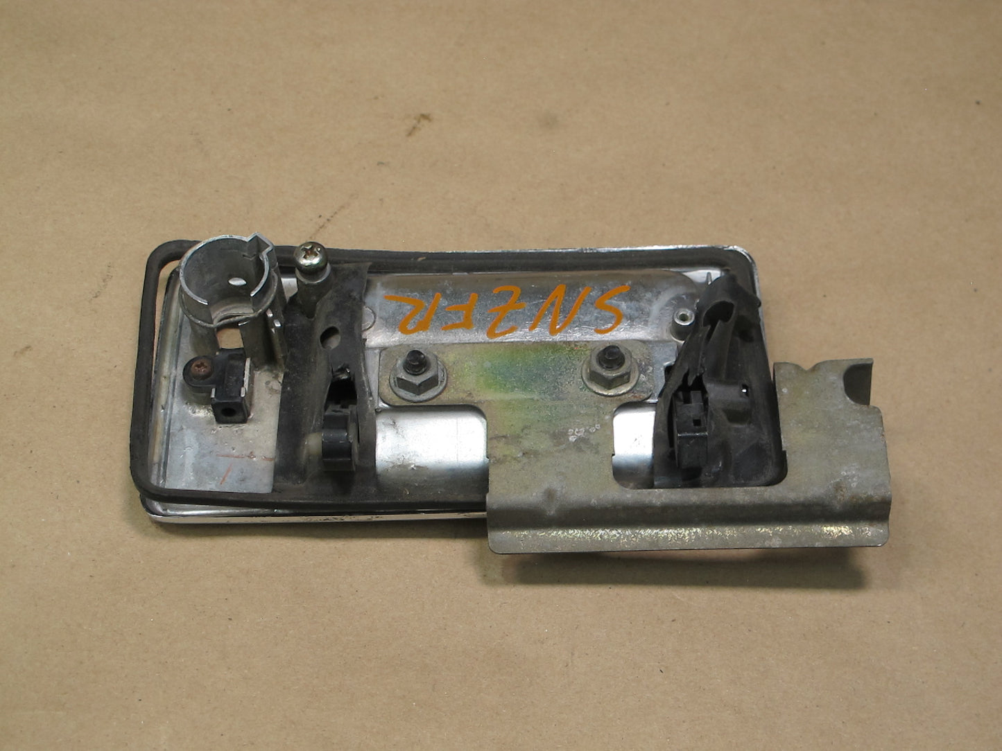 84-86 Nissan Z31 300ZX Right Passenger Door Exterior Handle OEM