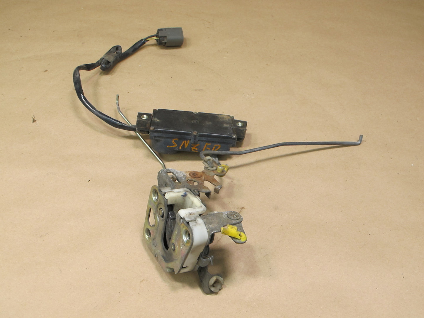 84-86 Nissan Z31 300ZX Front Right Passenger Door Lock Latch Actuator OEM