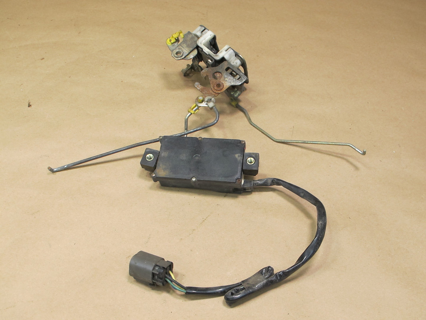84-86 Nissan Z31 300ZX Front Right Passenger Door Lock Latch Actuator OEM