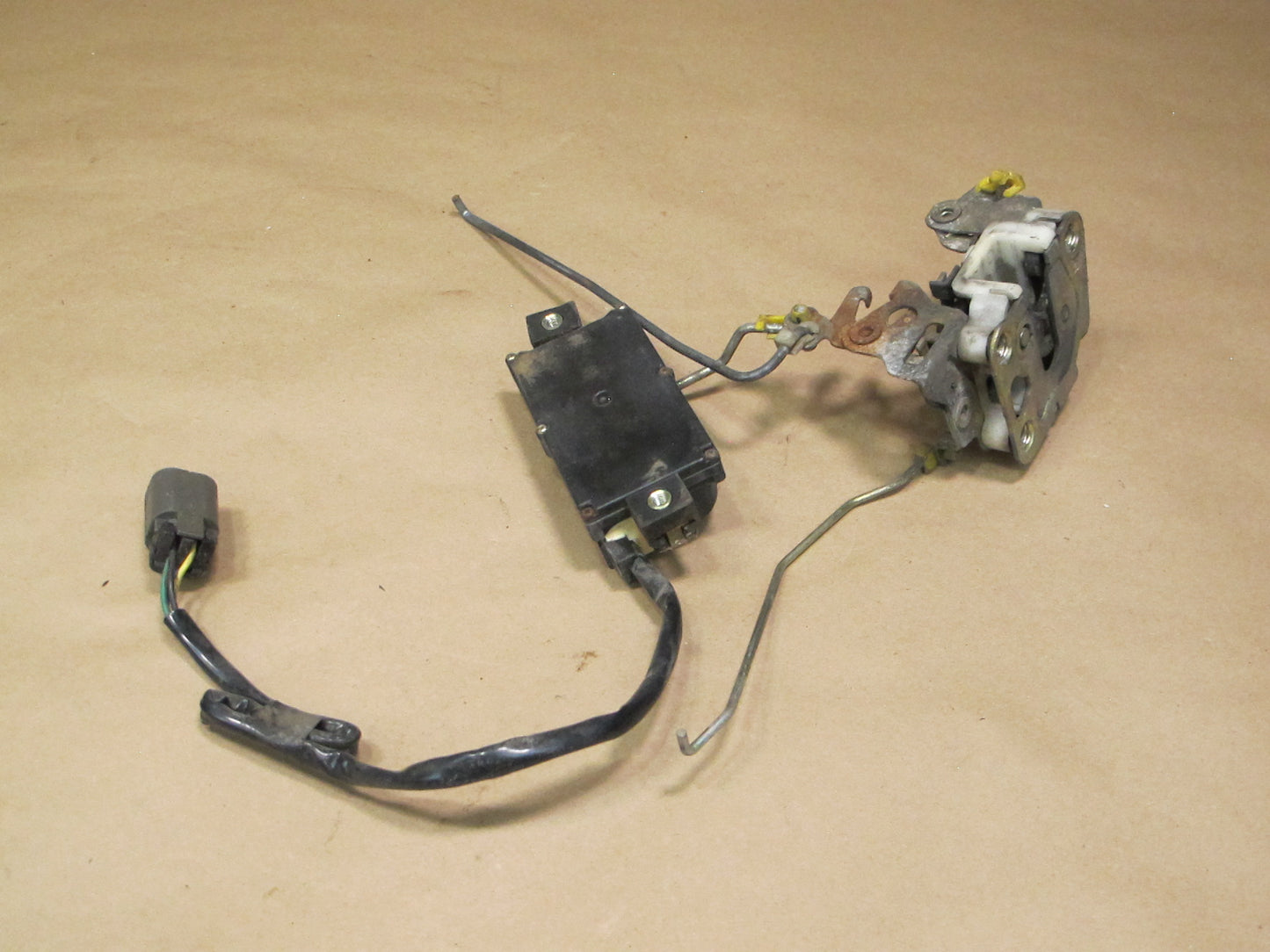 84-86 Nissan Z31 300ZX Front Right Passenger Door Lock Latch Actuator OEM