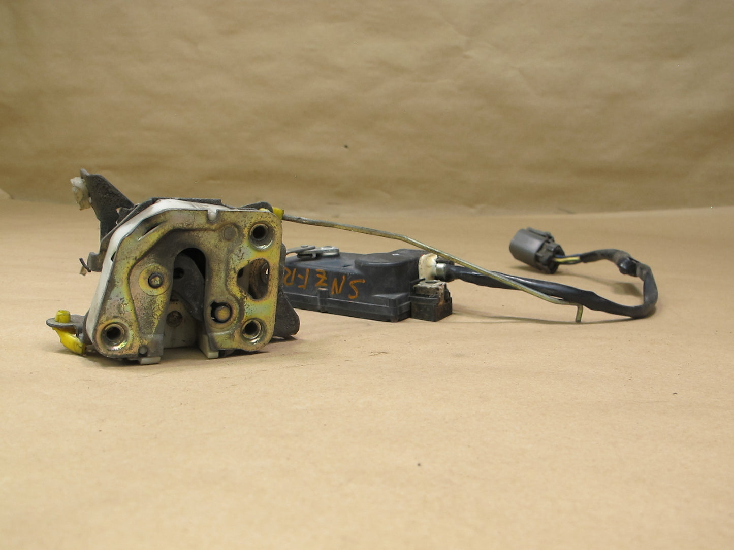 84-86 Nissan Z31 300ZX Front Right Passenger Door Lock Latch Actuator OEM