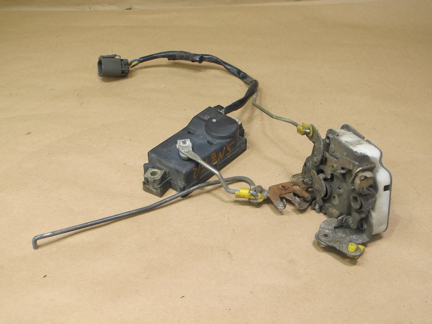 84-86 Nissan Z31 300ZX Front Right Passenger Door Lock Latch Actuator OEM