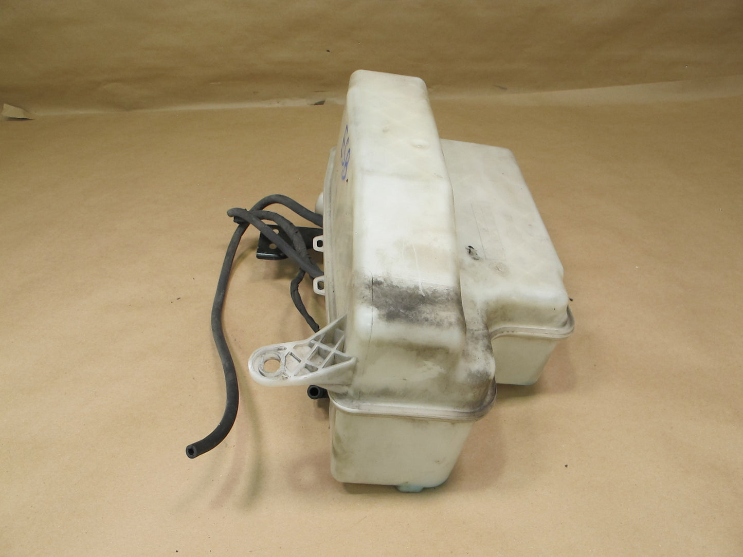 03-08 BMW E65 E66 7-SERIES Windshield Washer Fluid Reservoir Tank w Pumps OEM
