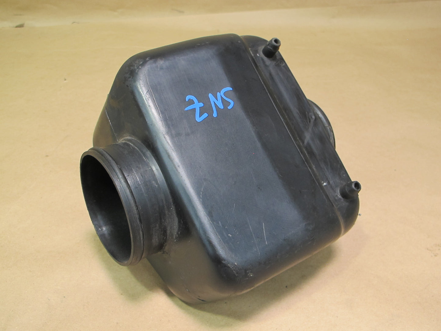 85-89 Nissan Z31 300ZX NON Turbo Air Intake Resonator 16580-01P00 OEM