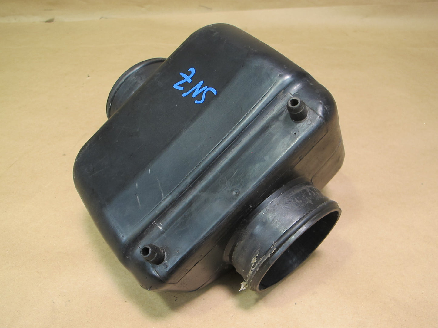 85-89 Nissan Z31 300ZX NON Turbo Air Intake Resonator 16580-01P00 OEM