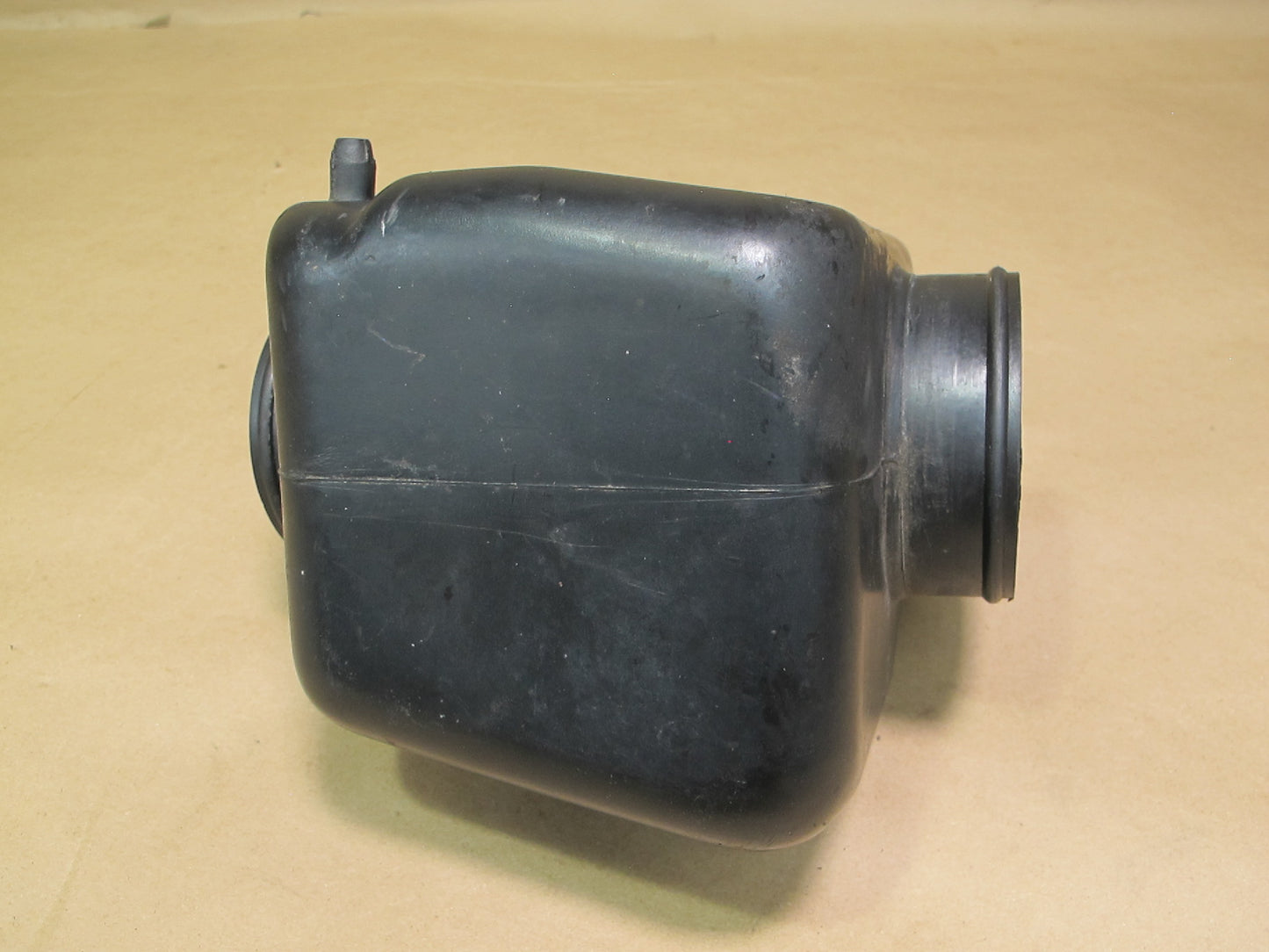 85-89 Nissan Z31 300ZX NON Turbo Air Intake Resonator 16580-01P00 OEM
