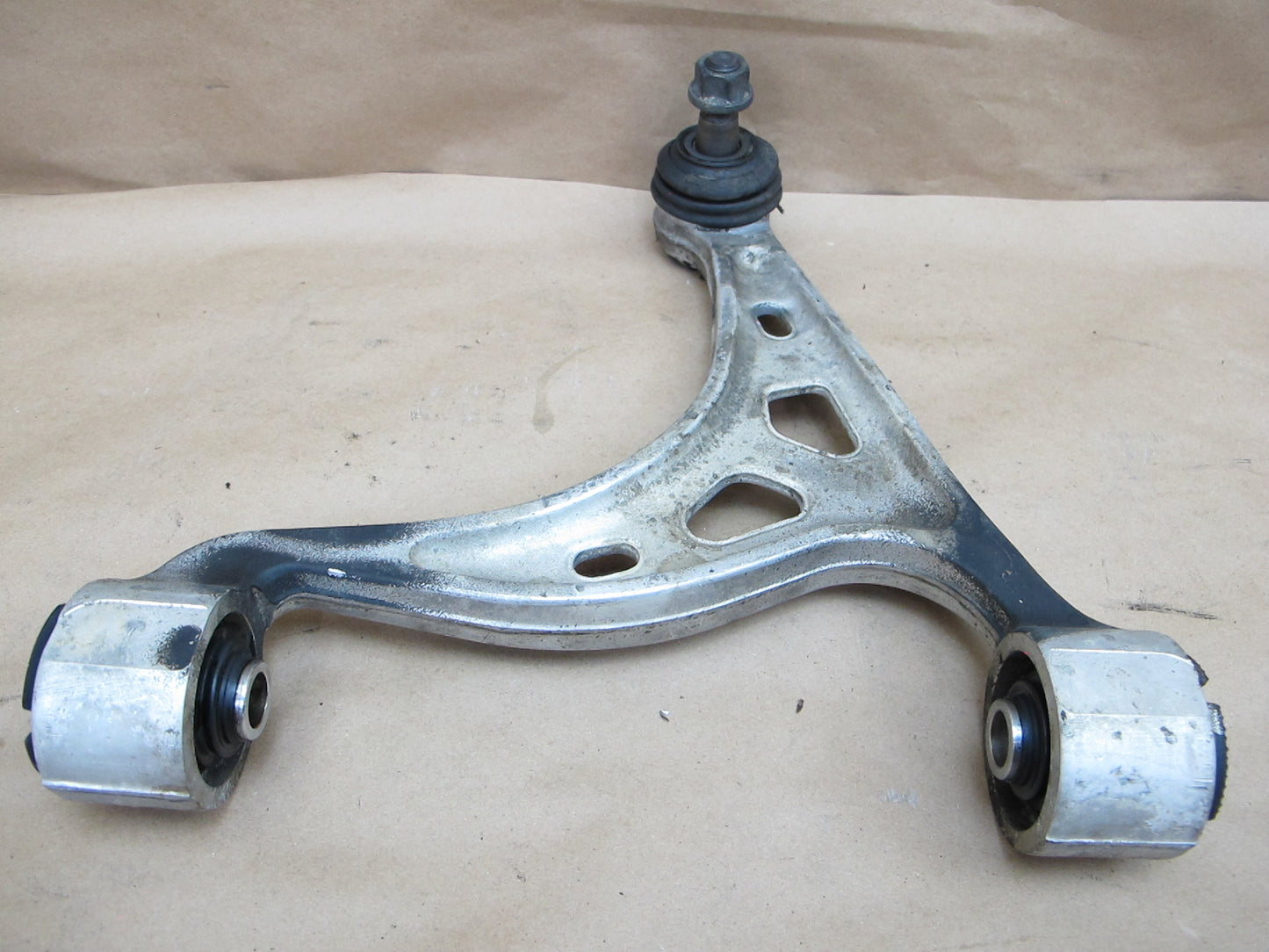 94-00 Lexus UZZ30 SC300 SC400 Rear Right Upper Control Arm OEM