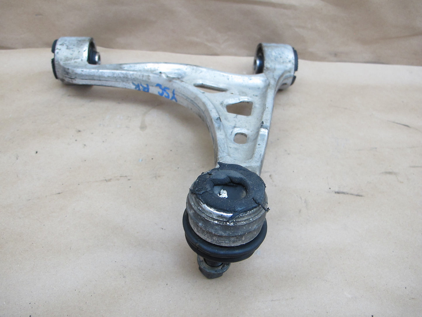 94-00 Lexus UZZ30 SC300 SC400 Rear Right Upper Control Arm OEM