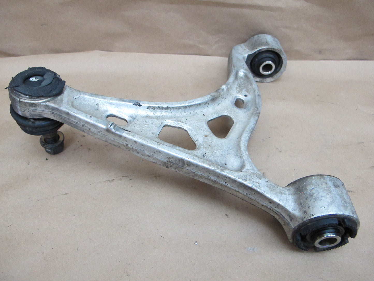 94-00 Lexus UZZ30 SC300 SC400 Rear Right Upper Control Arm OEM