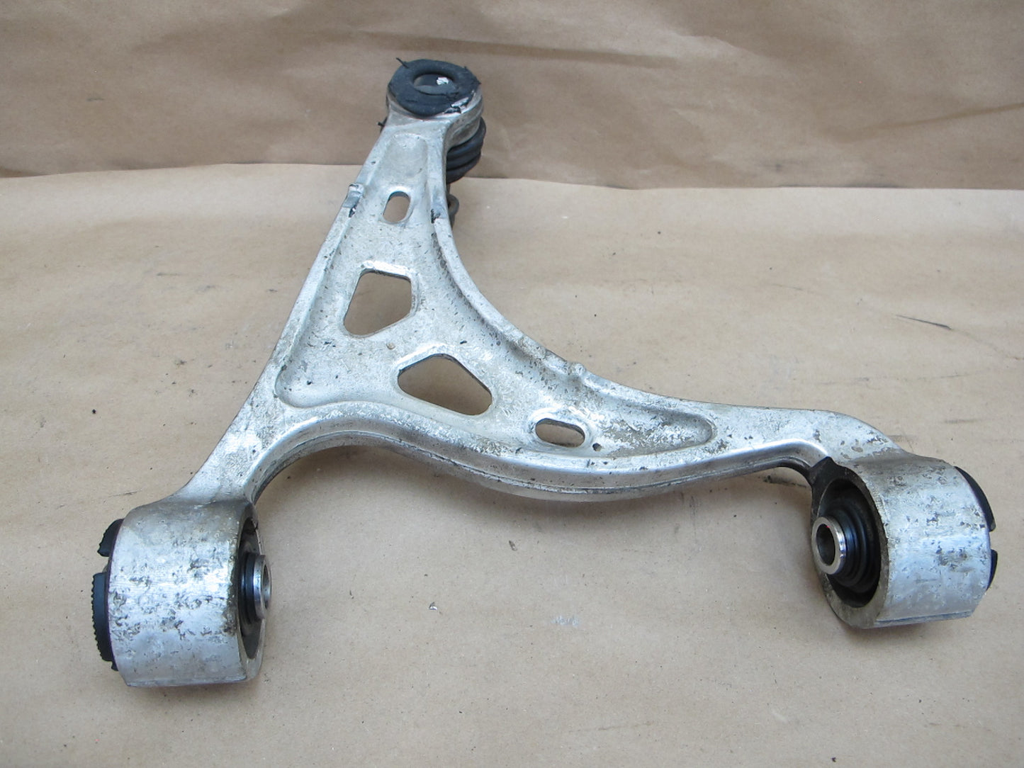 94-00 Lexus UZZ30 SC300 SC400 Rear Right Upper Control Arm OEM