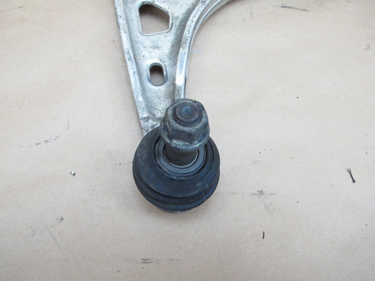 94-00 Lexus UZZ30 SC300 SC400 Rear Right Upper Control Arm OEM