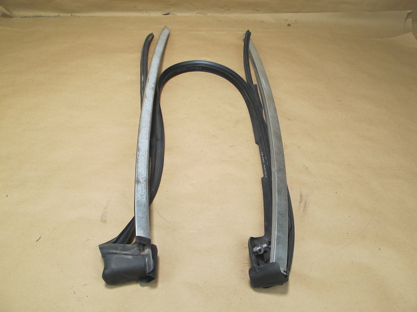 08-13 BMW E93 Convertible Windshield & Door Weatherstrip Rubber Seal Set OEM