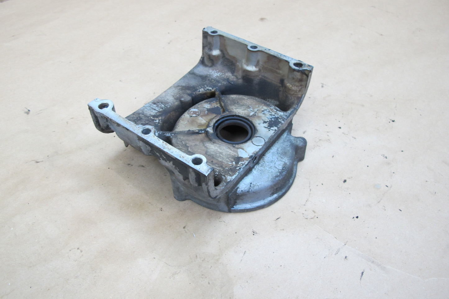 81-89 BMW E24 E23 E28 E32 M30 Engine Front Upper Timing Chain Case Cover OEM