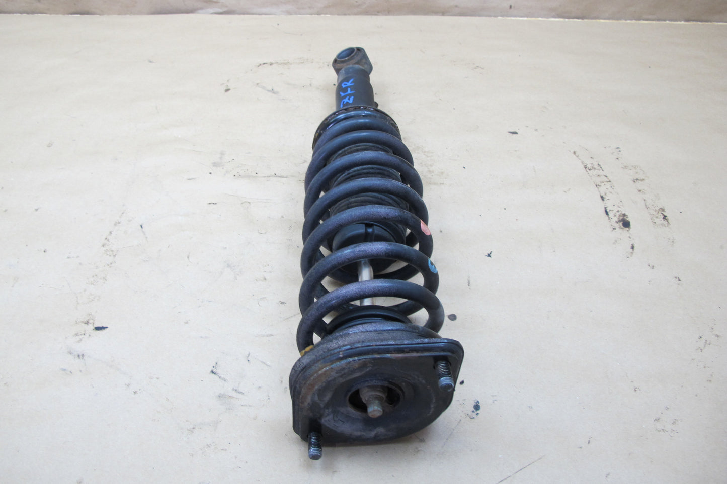 90-96 Nissan Z32 300ZX NON Turbo 2+0 Set of 2 Front Strut Shock Absorber OEM
