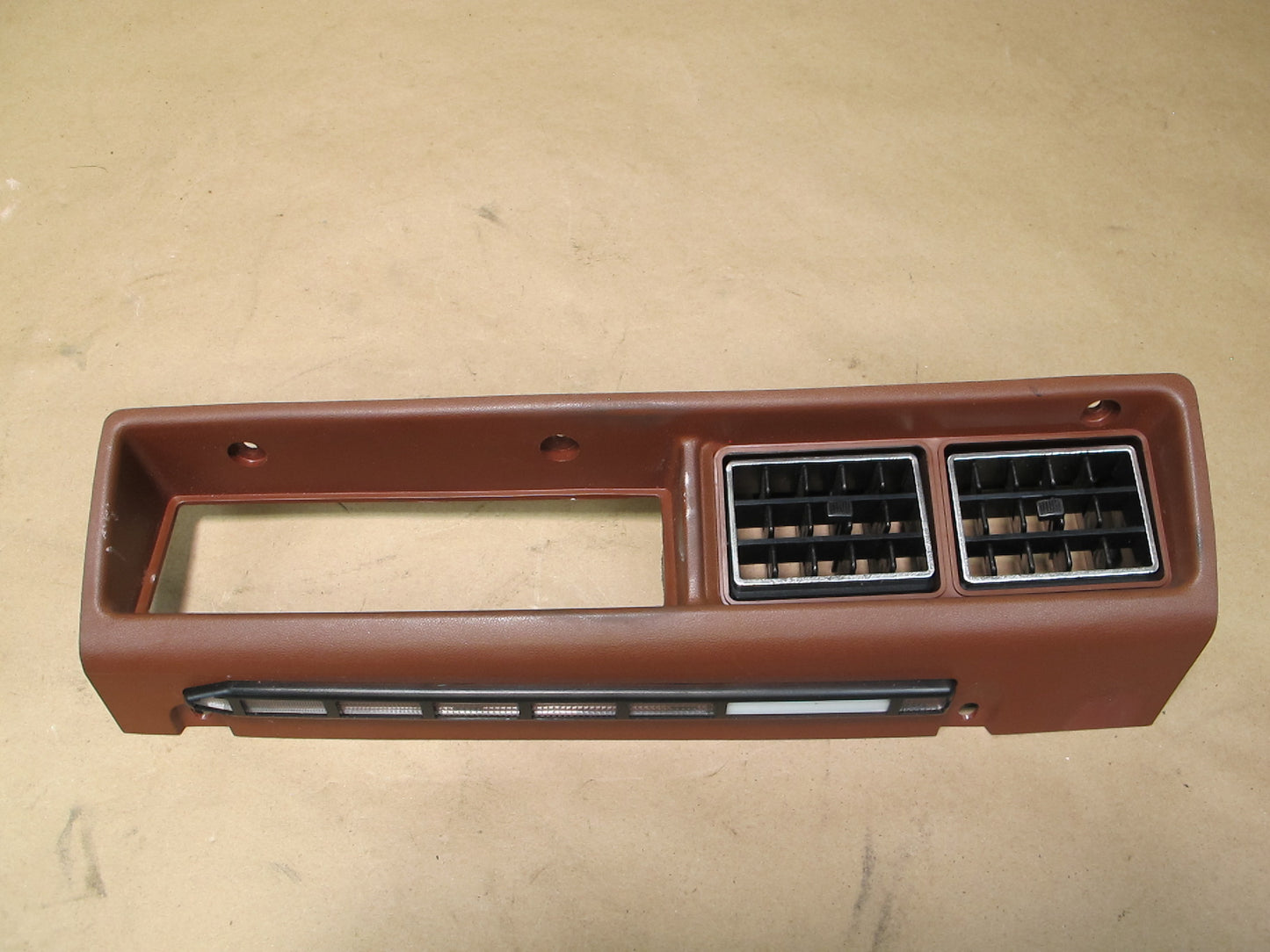 79-83 Datsun Nissan 280ZX S130 Dash Lower Center AC Heater Vent Bezel Trim OEM