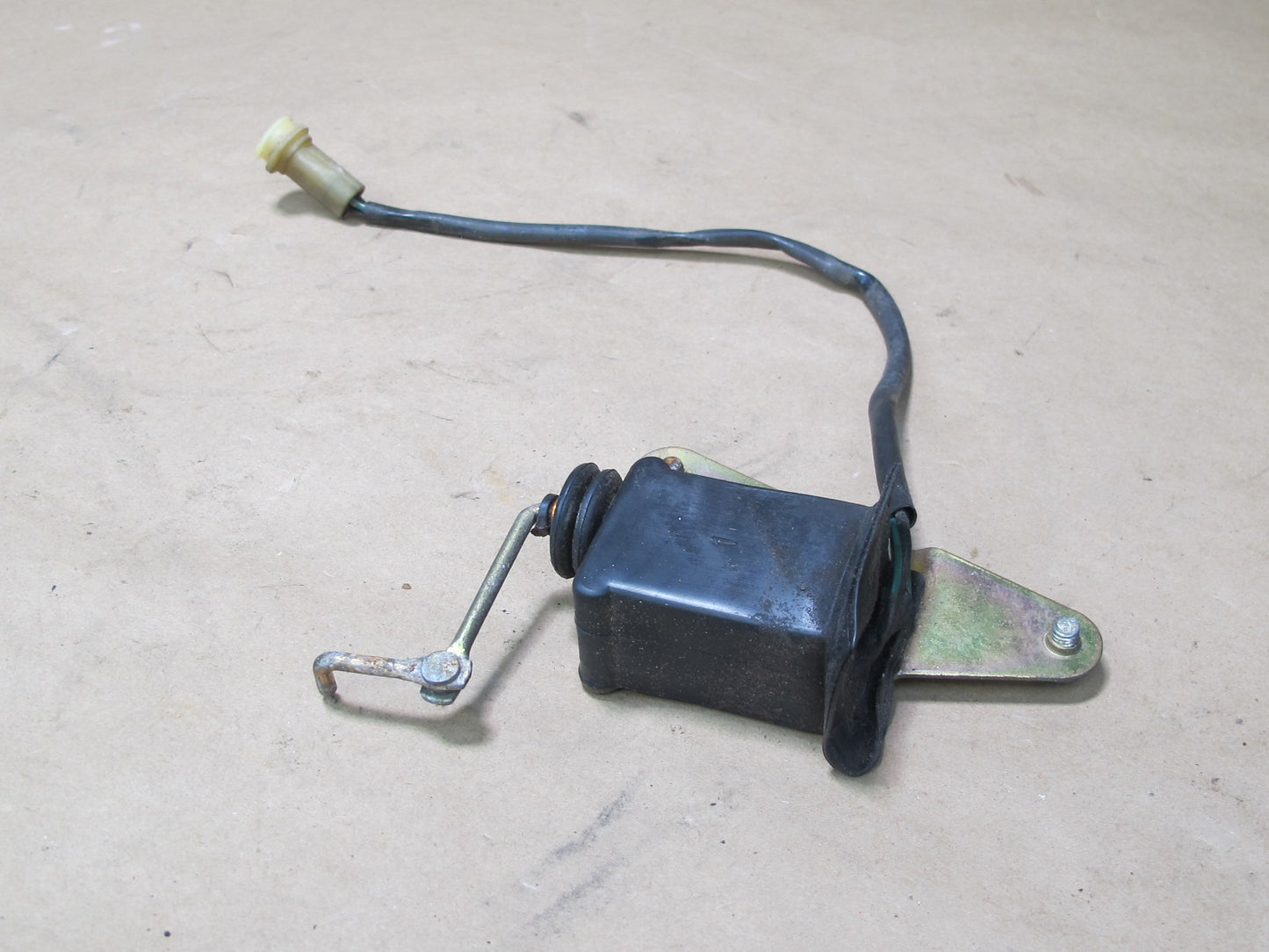79-83 Datsun Nissan 280ZX S130 2+0 Left Driver Door Lock Actuator OEM