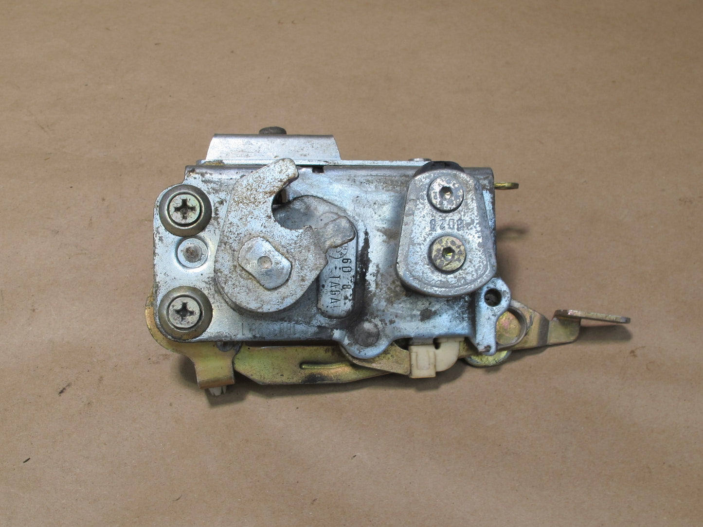 83-89 BMW E24 633CSi 635CSi Front Right Door Lock Catch Actuator OEM