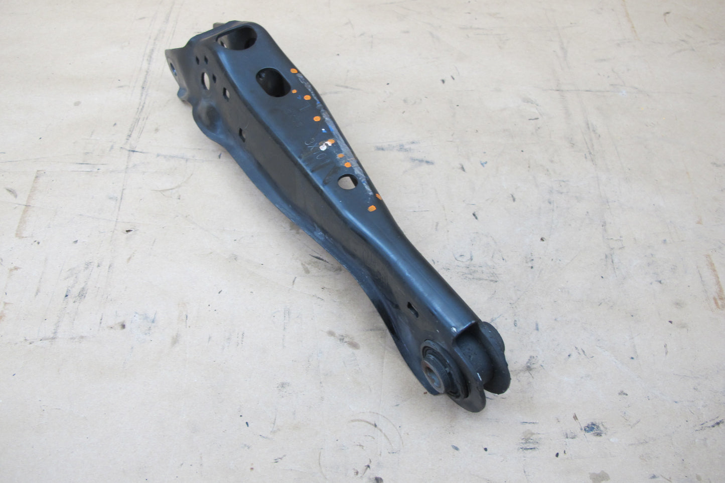 2013-2020 Infiniti JX35 QX60 Rear Left Driver Side Lower Lateral Control Arm