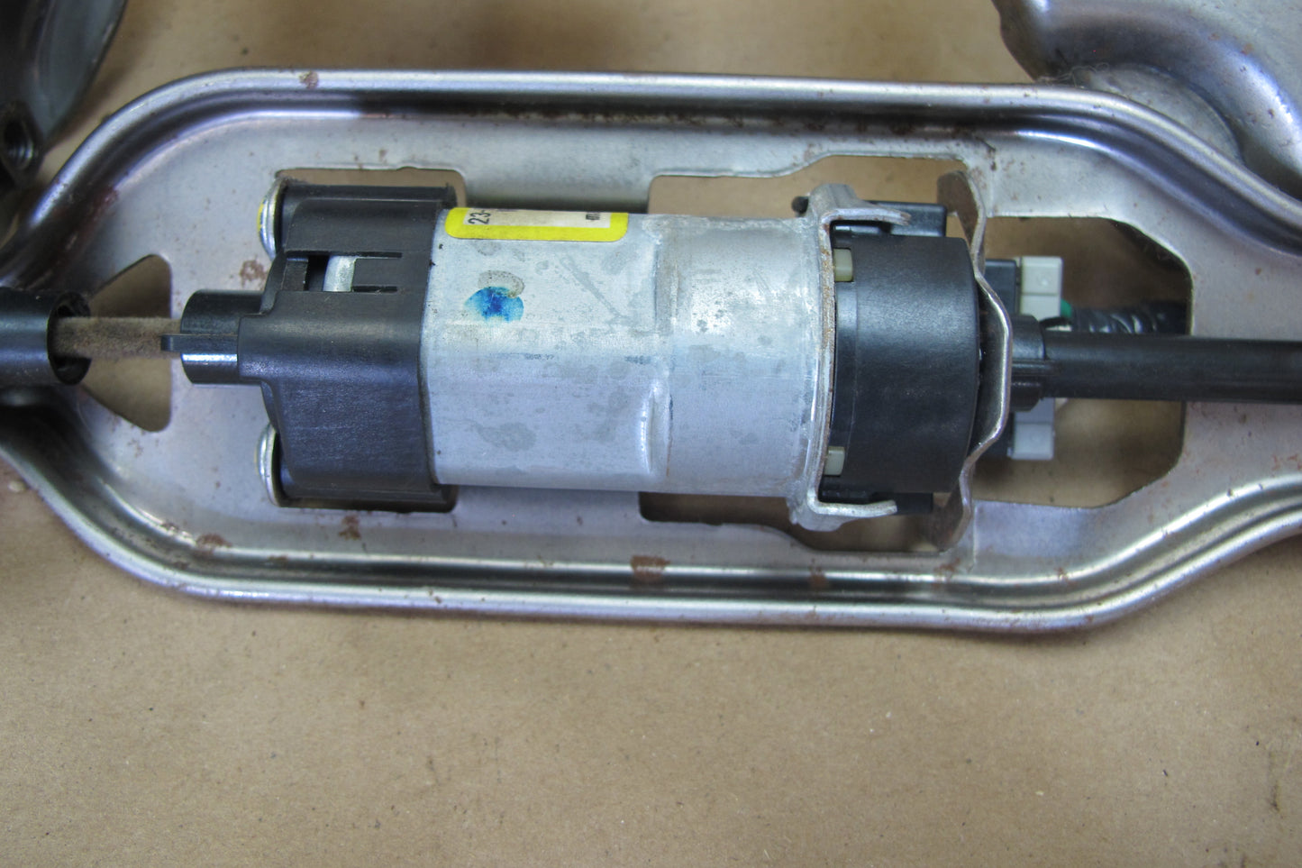 2013-2017 Infiniti JX35 QX60 Front Left Driver Side Seat Track Frame W/ Motor