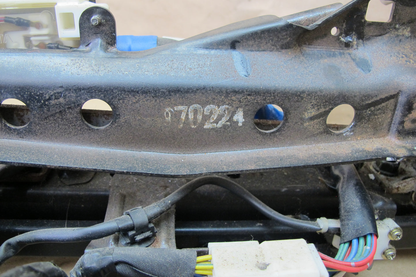 95-00 Lexus SC300 SC400 Front Right Seat Lower Frame Track Rail w Motors OEM