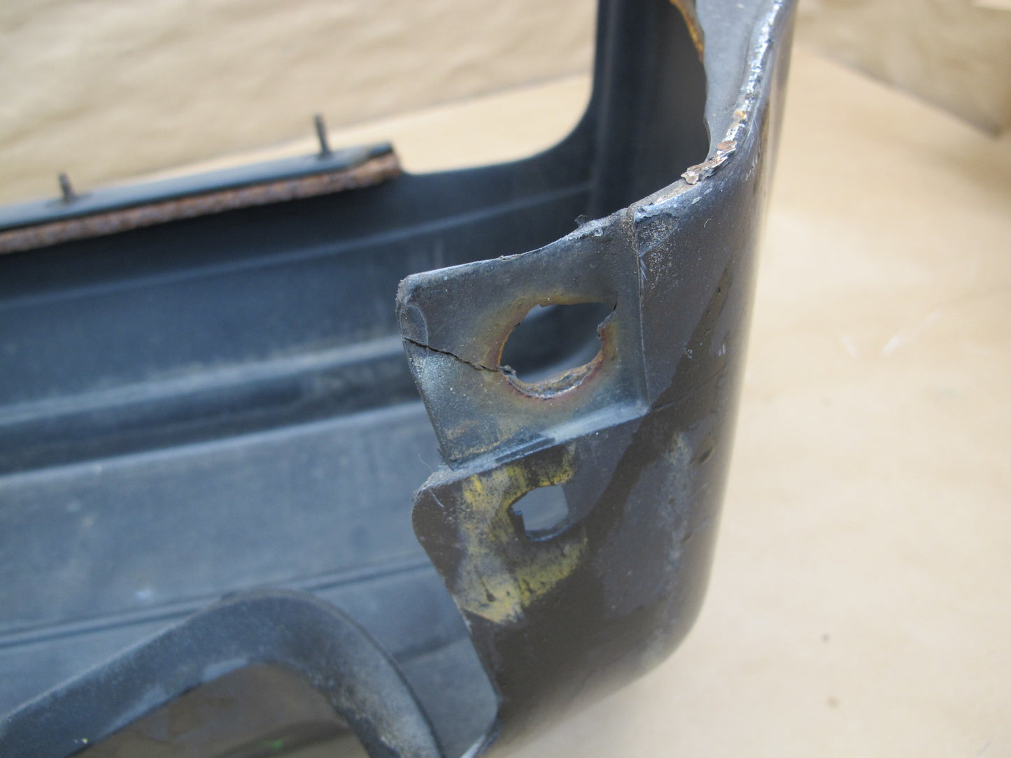85-86 Nissan Z31 300ZX 2+0 NON Turbo Rear Bumper Cover OEM