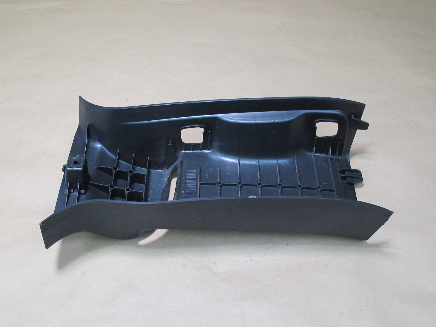 2008-2009 Hummer H2 Left & Right Side Upper C Pillar Trim Cover Panel Set