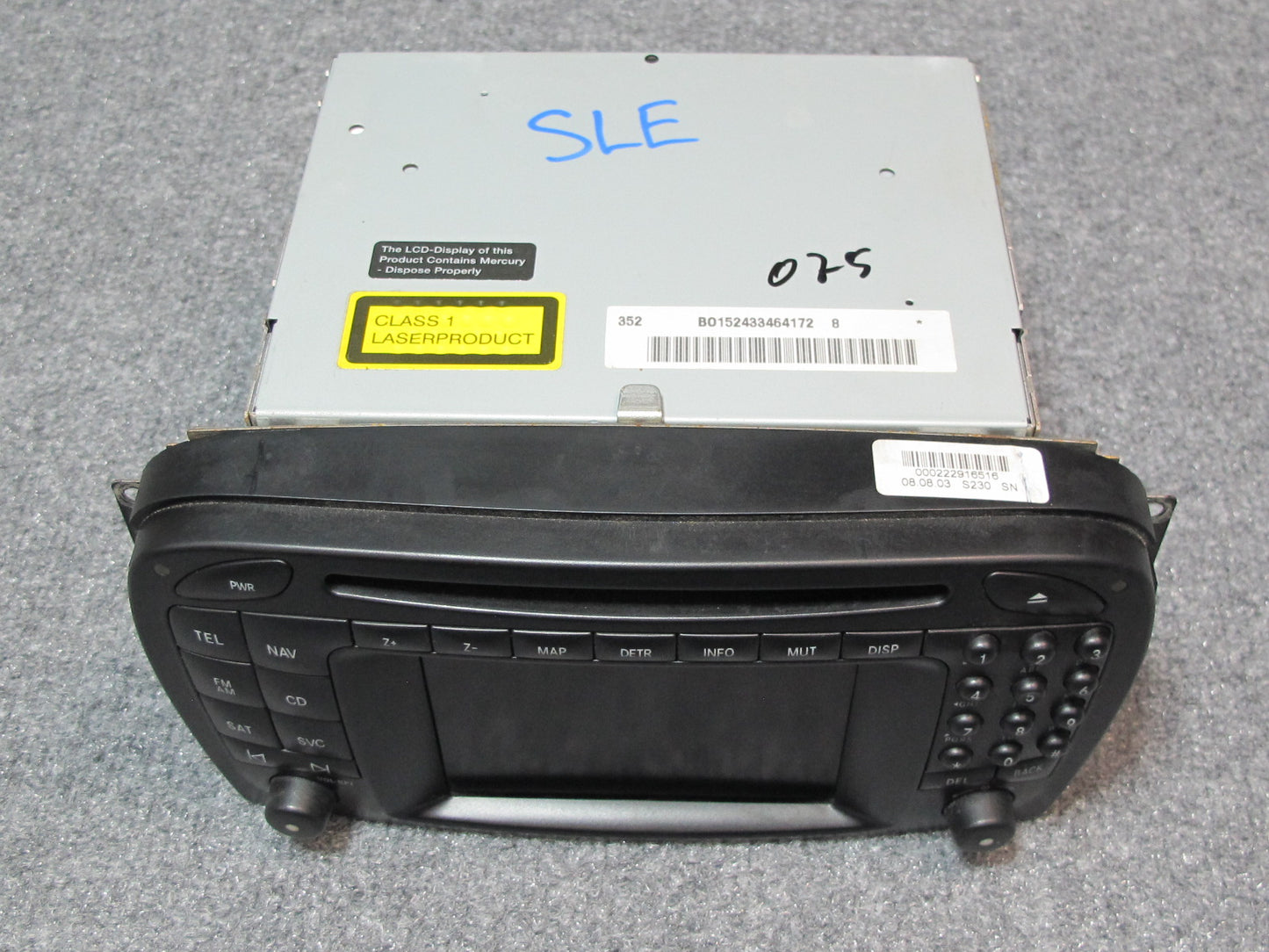 03-04 Mercedes R230 Sl-class GPS Navi Radio CD Player Receiver Head Unit OEM