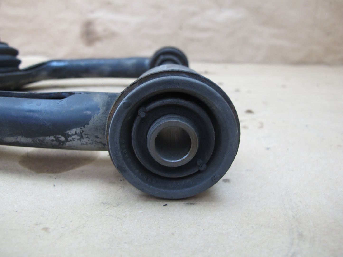2003-2009 Lexus UZJ120L GX470 Front Left & Right Upper Control Arm Set of 2