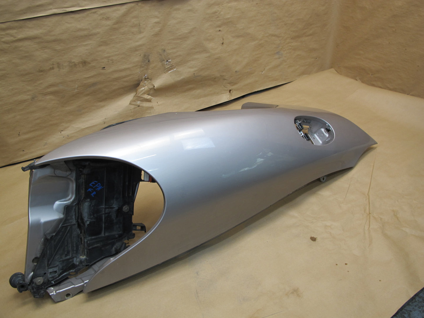 2001-2005 Porsche 911 996 Front Right Passenger Side Fender Panel Shell Cover