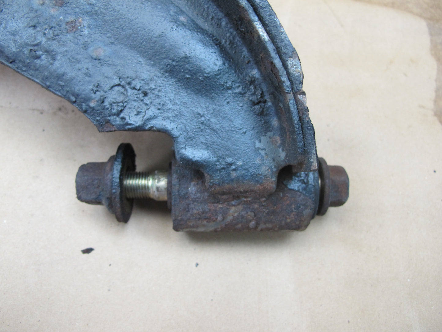 82-83 Datsun Nissan 280ZXS130 2+0 NA Rear Left Trailing Arm Hub Spindle OEM