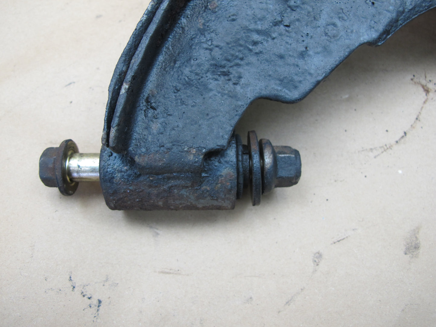 82-83 Datsun Nissan 280ZXS130 2+0 NA Rear Left Trailing Arm Hub Spindle OEM