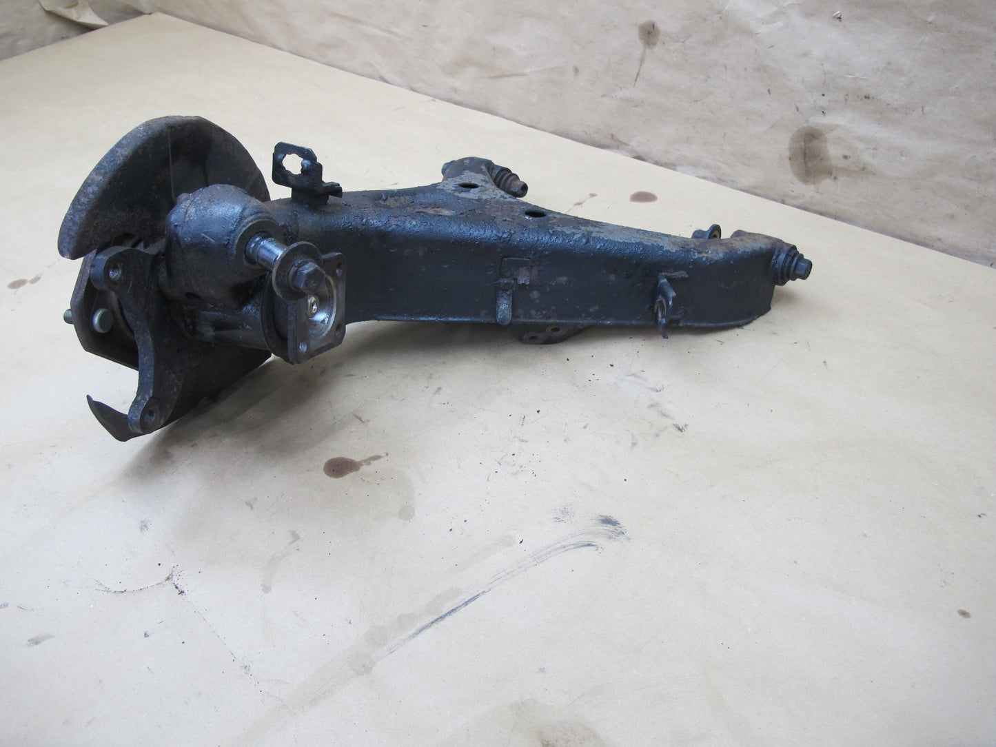 82-83 Datsun Nissan 280ZXS130 2+0 NA Rear Left Trailing Arm Hub Spindle OEM