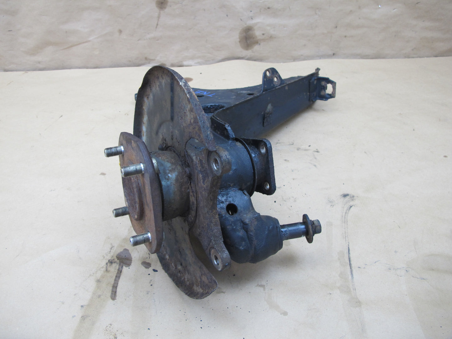 82-83 Datsun Nissan 280ZXS130 2+0 NA Rear Right Trailing Arm Hub Spindle OEM