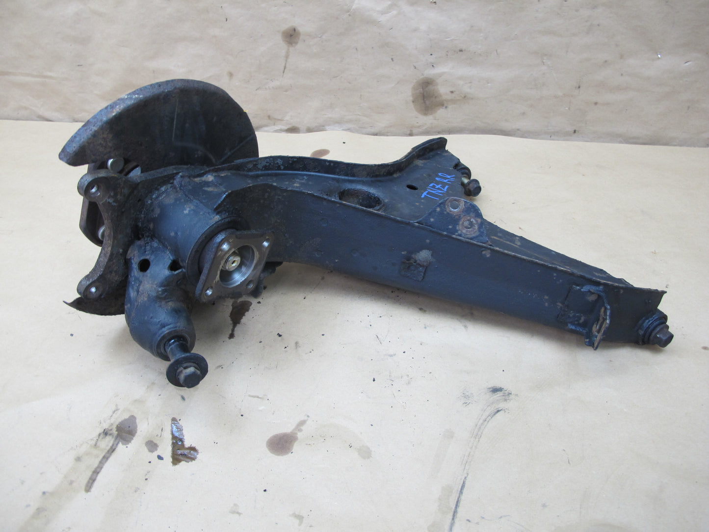 82-83 Datsun Nissan 280ZXS130 2+0 NA Rear Right Trailing Arm Hub Spindle OEM