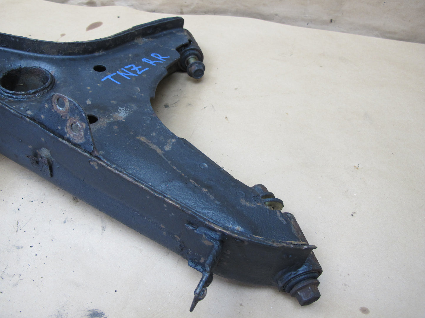 82-83 Datsun Nissan 280ZXS130 2+0 NA Rear Right Trailing Arm Hub Spindle OEM