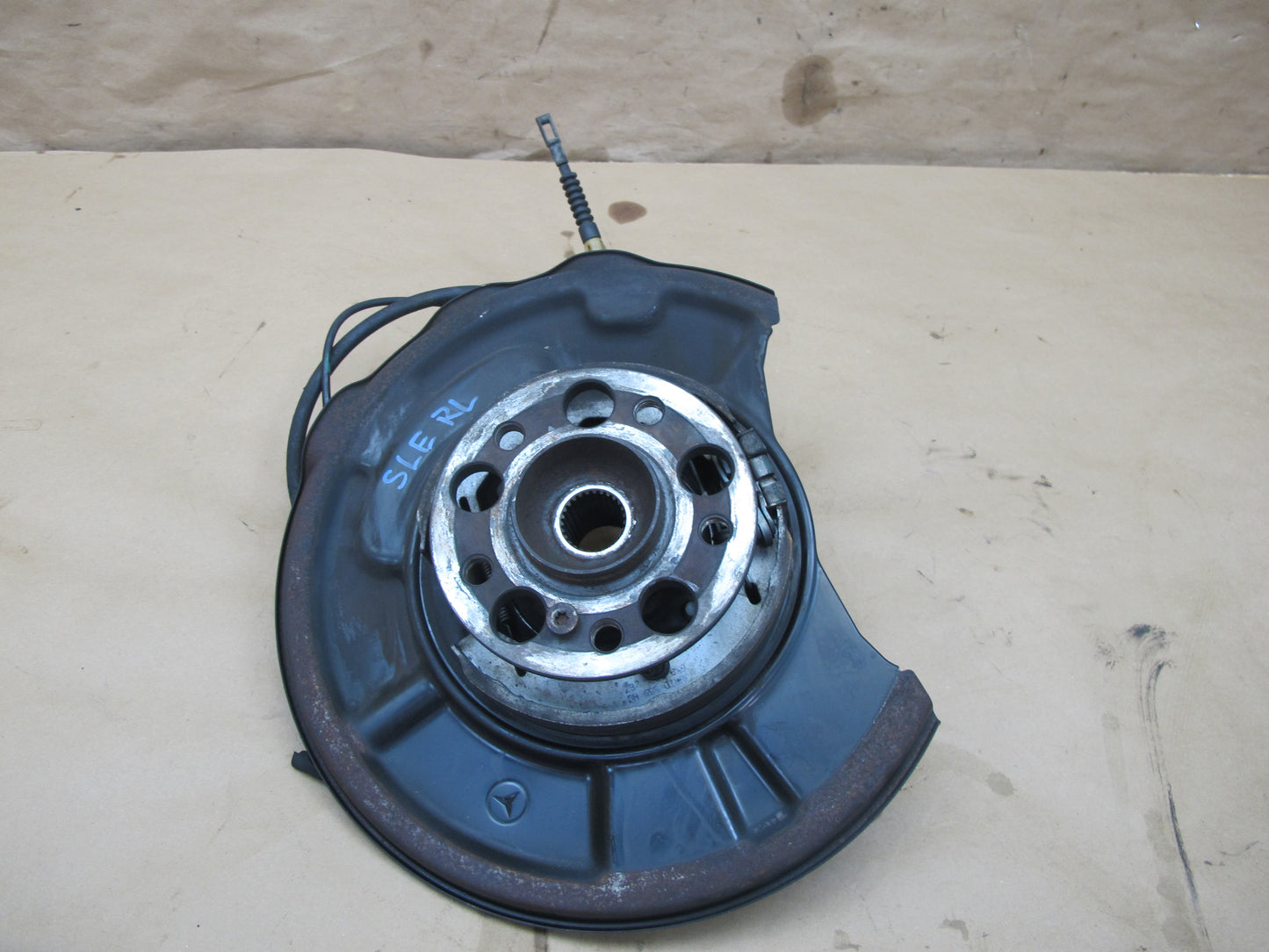 03-08 Mercedes R230 Sl-class Rear Left Spindle Knuckle Wheel Hub Bearing OEM