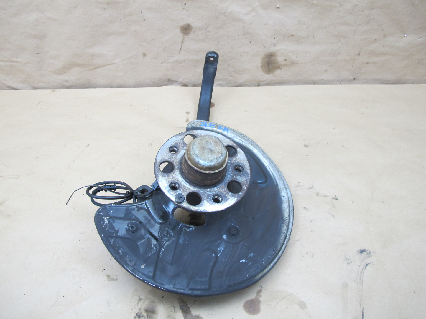 03-08 Mercedes R230 Sl-class Front Right Spindle Knuckle Wheel Hub Bearing OEM