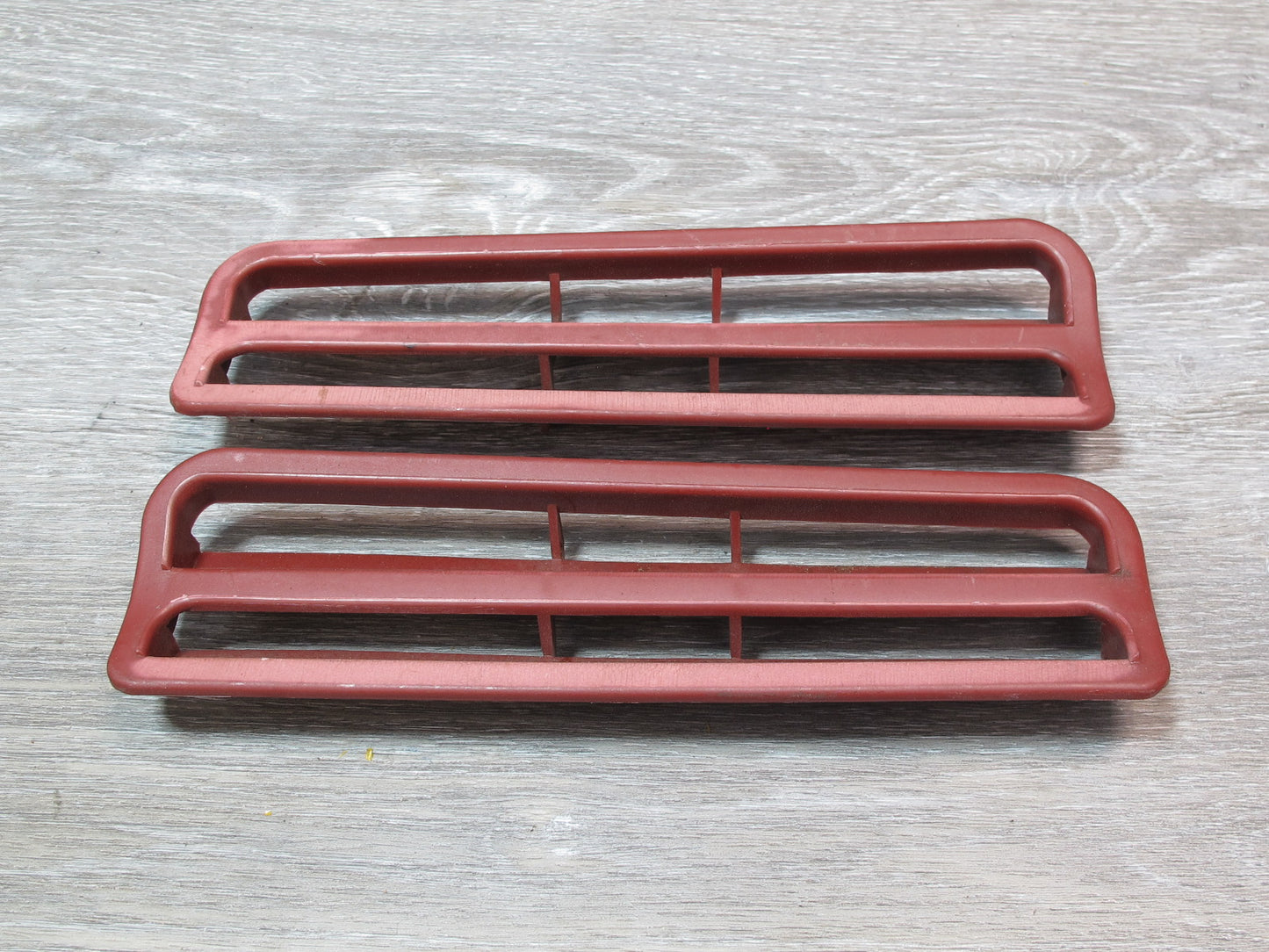 79-83 Datsun Nissan 280ZX S130 Set of 2 Rear Trunk Tail Light Air Vent OEM
